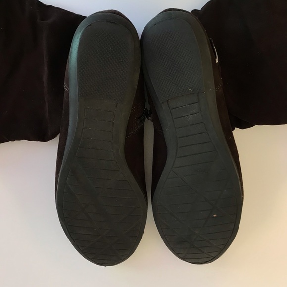 brown boots! - Picture 2 of 3